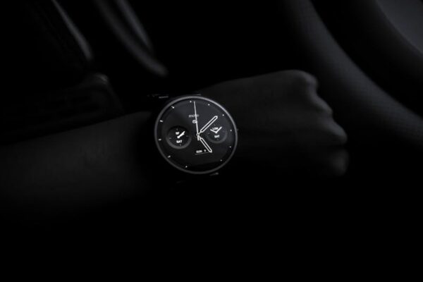 Smartwatch Buying Guide: Which Wearable is Right for Your Lifestyle and Budget?