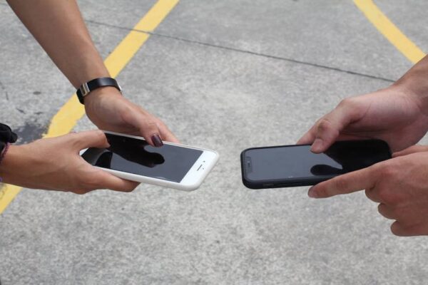 Smartphone Buying Guide: How to Pick the Perfect Phone for You in 2024 and Beyond