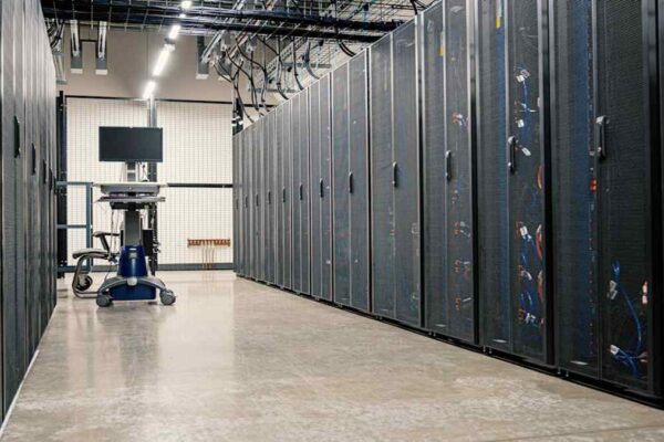 Website Uptime Explained: What to Look For in a Reliable Host