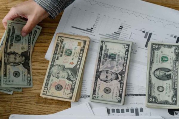 Understanding Compound Interest: The Eighth Wonder of the Financial World