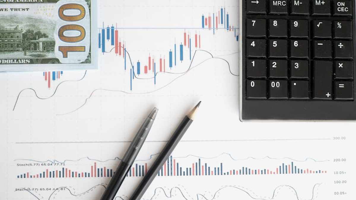 Advanced strategies for reducing your Adjusted Gross Income (AGI) in the USA. - Featured Image