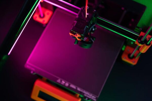 Budget-Friendly 3D Printers for Hobbyists: Resin vs. FDM Technologies - Featured Image