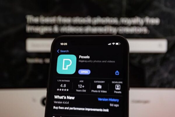 Coda.io Review: Building Custom Apps and Docs for US Operational Efficiency. - Featured Image