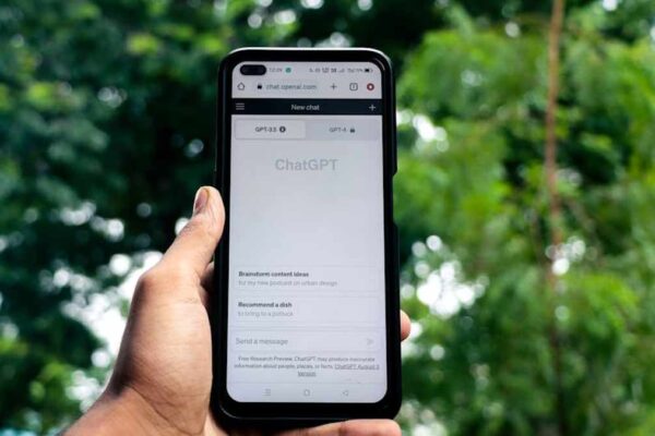 Deploying edge AI for real-time operational insights in remote US agricultural settings. - Featured Image