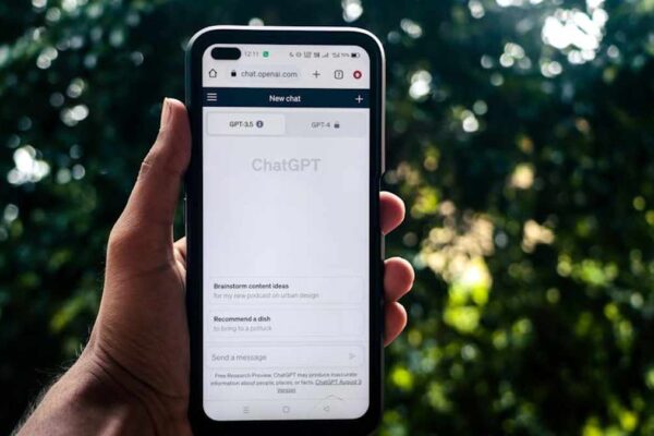 Designing a Scalable Prompt Engineering Framework for Enterprise Generative AI Content Workflows - Featured Image