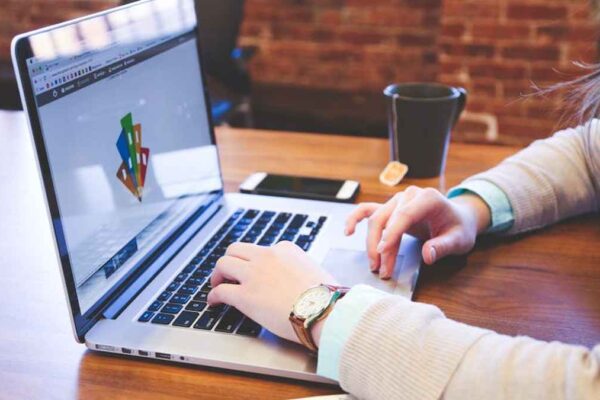 Developing a white-label content service specifically for US marketing agencies. - Featured Image