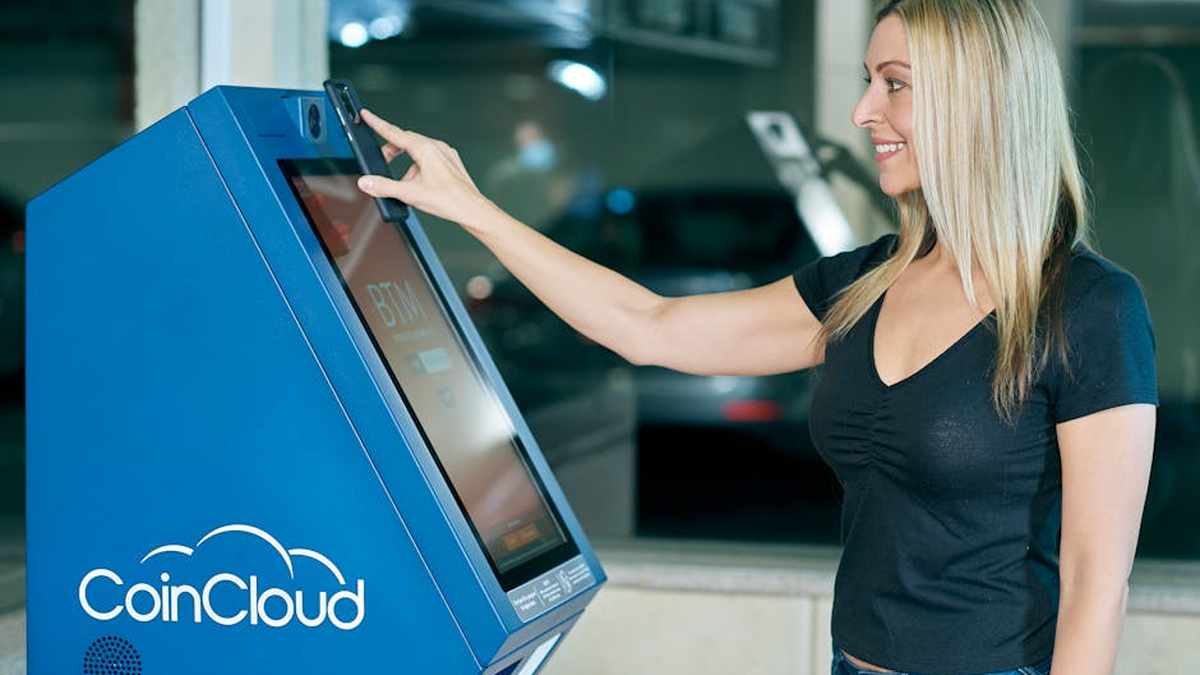 Enhancing Financial Fraud Detection using Machine Learning Platforms for US Banks. - Featured Image