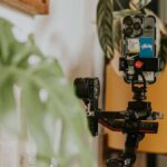 Entry-Level Mirrorless Cameras for Vlogging: Image Stabilization and Audio Focus - Featured Image
