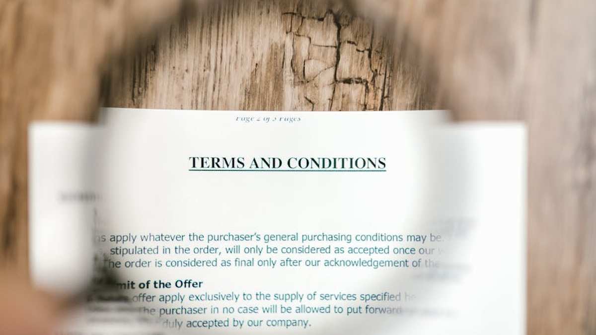 Essential elements of a robust website terms of service for a US-based user-generated content platform. - Featured Image
