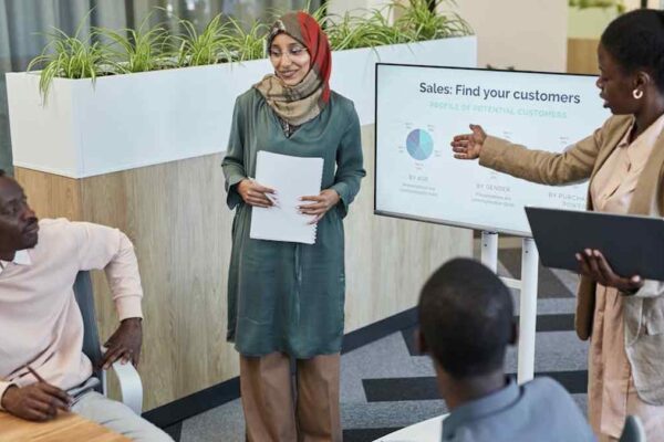 How to Attract and Retain Top SaaS Sales Talent in Competitive US Markets - Featured Image