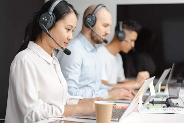 HubSpot Service Hub Professional: Customer Support Automation for US Growth Companies. - Featured Image