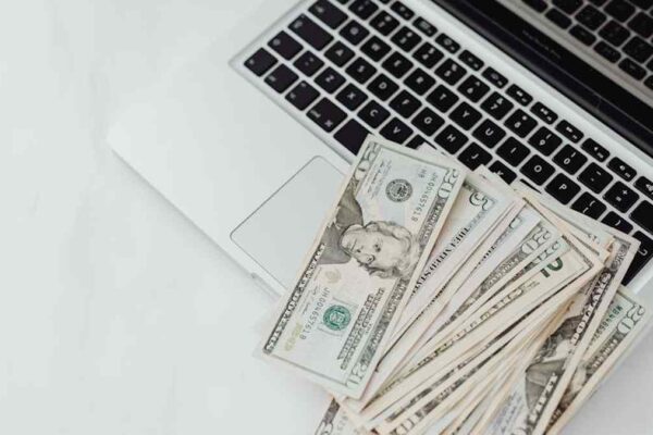 Implementing an Agile Cash Flow System for USA-Based E-commerce Entrepreneurs to Optimize Working Capital and Fund Early-Stage Angel Investments - Featured Image