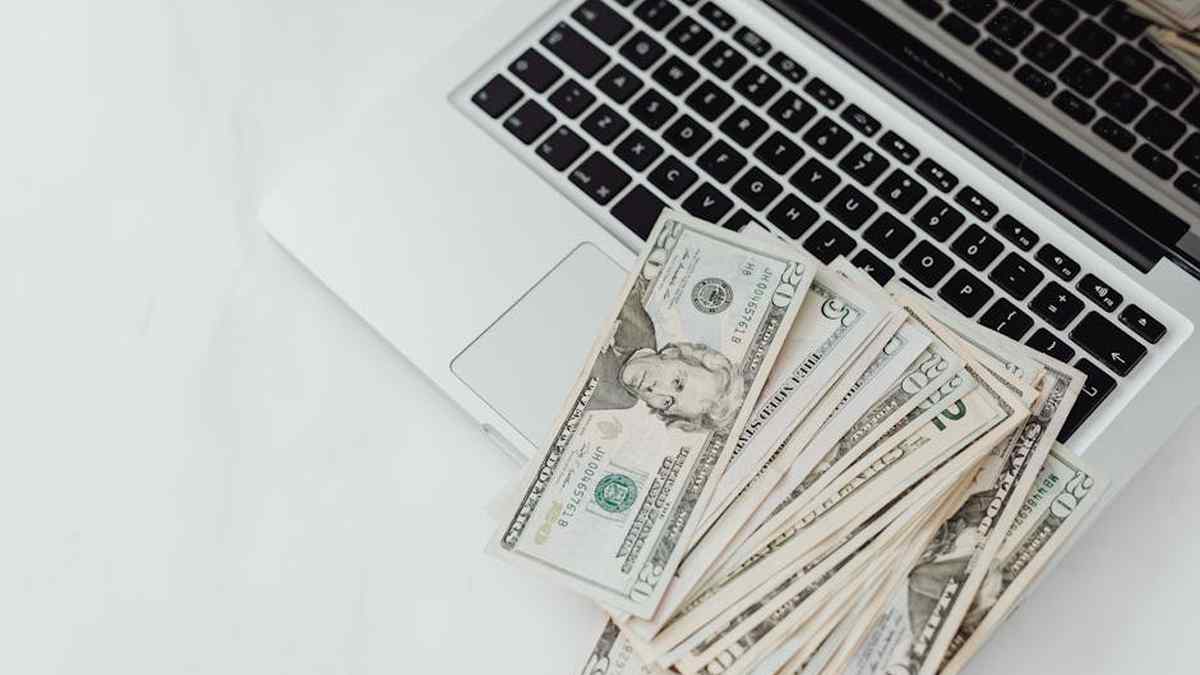 Implementing an Agile Cash Flow System for USA-Based E-commerce Entrepreneurs to Optimize Working Capital and Fund Early-Stage Angel Investments - Featured Image