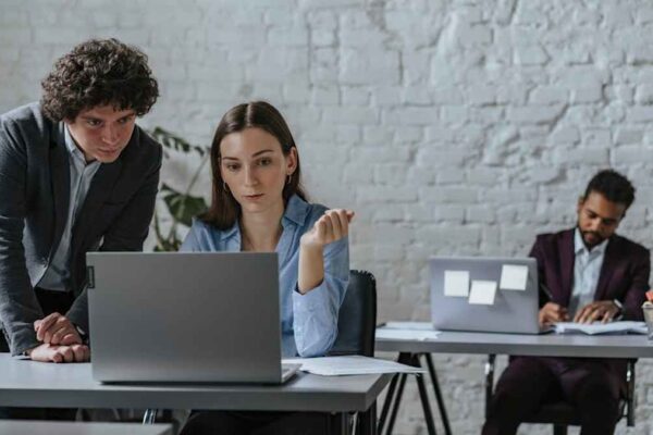 Leveraging Community-Led Growth for Developer-Focused SaaS Platforms - Featured Image