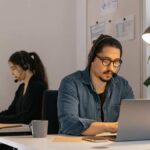 Mastering LinkedIn Creator Mode to Attract High-Value US Corporate Clients for Consulting Services - Featured Image