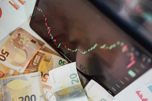 Navigating complex K-1 forms from real estate syndications and private funds. - Featured Image