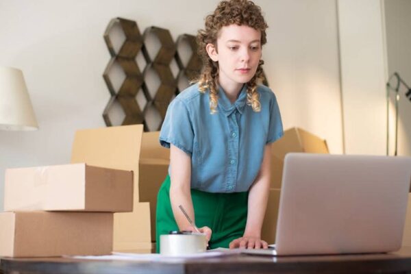 Navigating multi-state sales tax nexus for e-commerce entrepreneurs selling digital products. - Featured Image