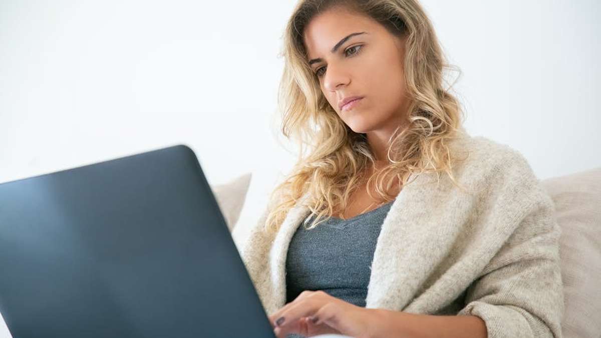 Navigating US Self-Employment Taxes for Digital Nomads Using Wise & Payoneer: 2024 Compliance Guide - Featured Image