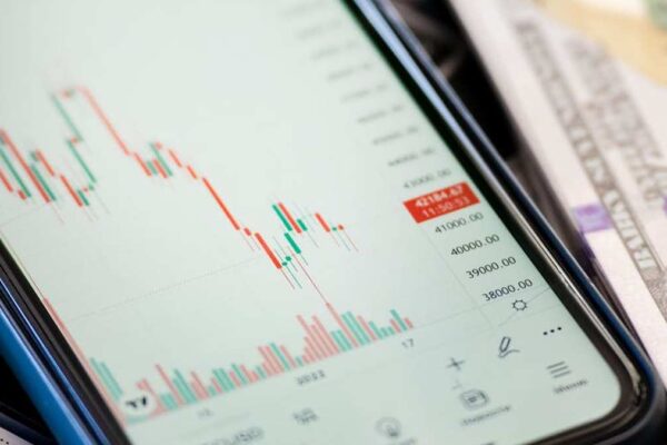 Optimizing Charitable Giving Through Donor-Advised Funds for US Business Owners - Featured Image