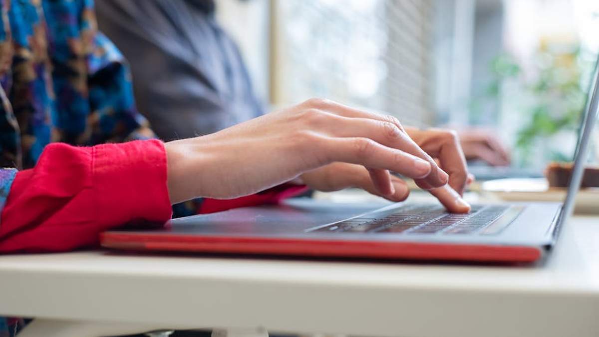 Optimizing email marketing sequences for higher conversions with US subscribers. - Featured Image