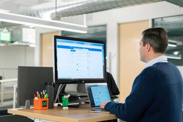 Optimizing LinkedIn ProFinder for US-Based High-Ticket Fractional CMO Engagements - Featured Image