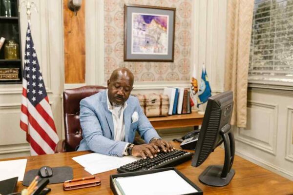 Protecting your digital product's source code through copyright and trade secret law in the US. - Featured Image