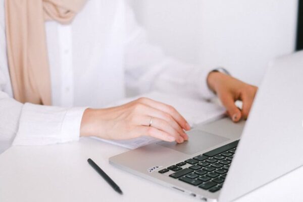 Strategic Partnerships: Expanding Your Digital Product Reach Through Affiliate Networks in the US Market - Featured Image