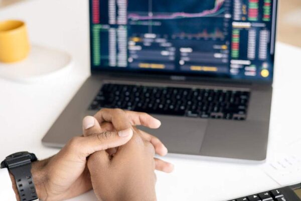 Strategies for minimizing state income tax burden for remote-first entrepreneurs in the USA. - Featured Image