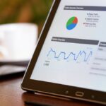 Tableau vs. Power BI: Data Visualization Tools for US Business Analysts. - Featured Image