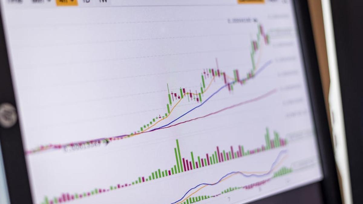 The Entrepreneur's Guide to Leveraging Opportunity Zones for US Capital Gains Deferral - Featured Image