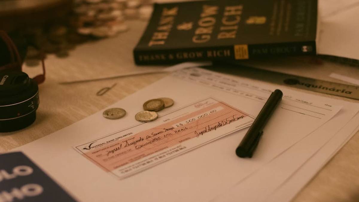 The Financial Implications of Debt Financing vs. Equity for Early-Stage SaaS - Featured Image