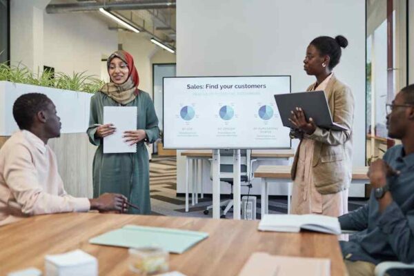 The Impact of SOC 2 Compliance on B2B SaaS Sales Cycles in the US - Featured Image