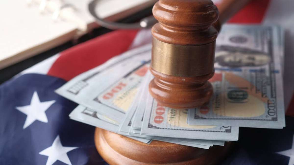 The legal framework for virtual currencies and NFTs under US securities law for digital entrepreneurs. - Featured Image