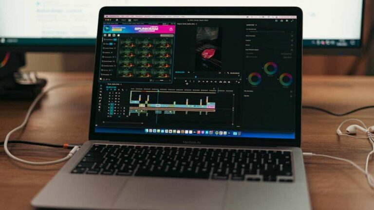 Top 16-inch Creator Laptops for 4K Video Editing: Comparing Intel Core Ultra 9 and Apple M3 Max Models Under $3500