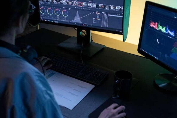 Ultra-Wide Monitors for Professional Video Editors: Aspect Ratios and Color Accuracy - Featured Image