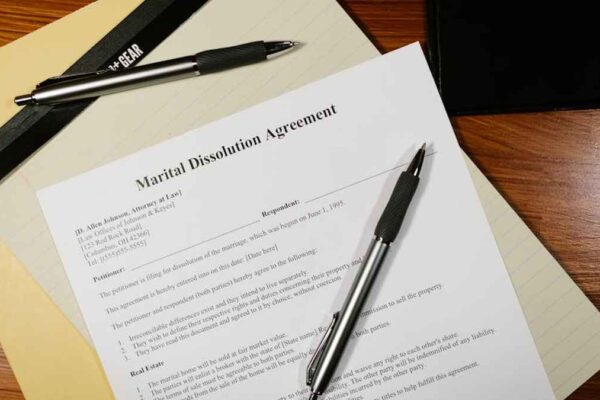 US Trademark Registration for Digital Product Names: Essential Pre-Filing Clearance and Monitoring for SaaS Companies - Featured Image