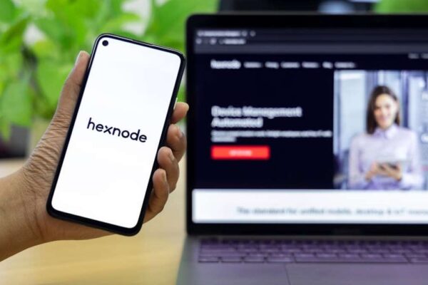 Zoom Phone vs. RingCentral MVP: Choosing Your US Business VoIP Solution. - Featured Image